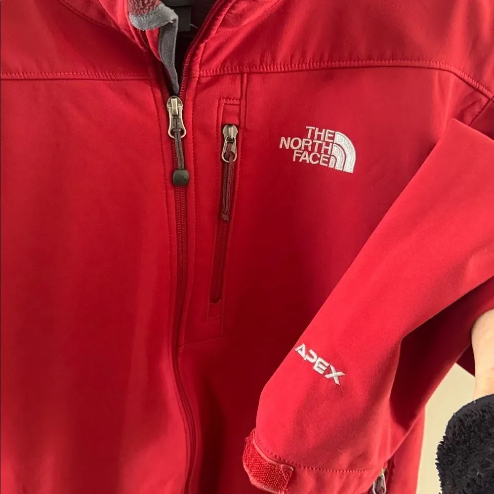The North Face APEX Softshell Men's Red Performance Jacket Zipper Up Size L GUC
